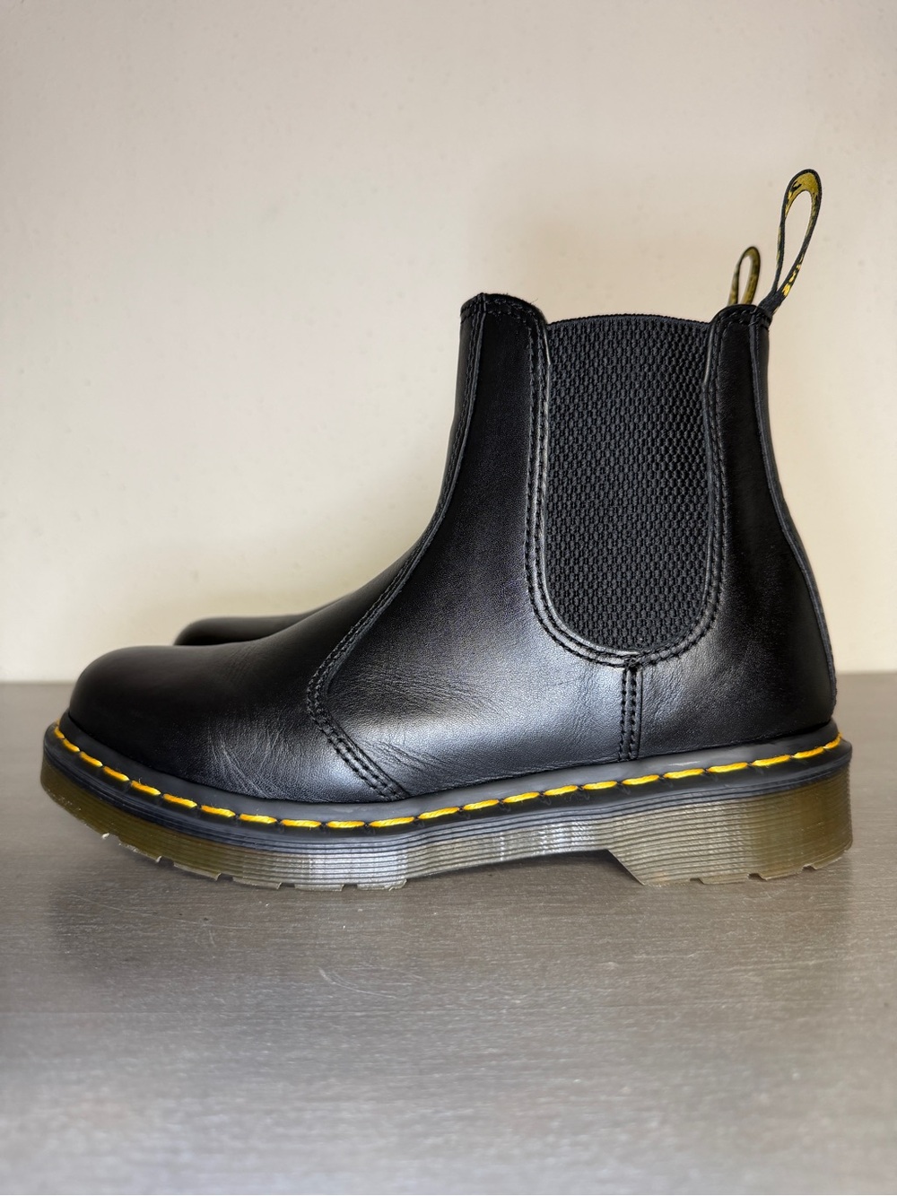 Dr. Martens 2976 Chelsea Boots Black Leather Women's Size 7 US 5 UK Excellent - Picture 3 of 10
